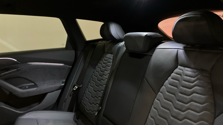 Audi A6 270kW Performance 100kWh S Line 5dr Auto Electric Estate